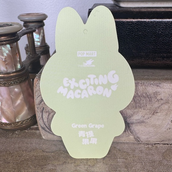 Pop Mart Exciting Macaron Labubu Green Grape - Picture 4 of 4